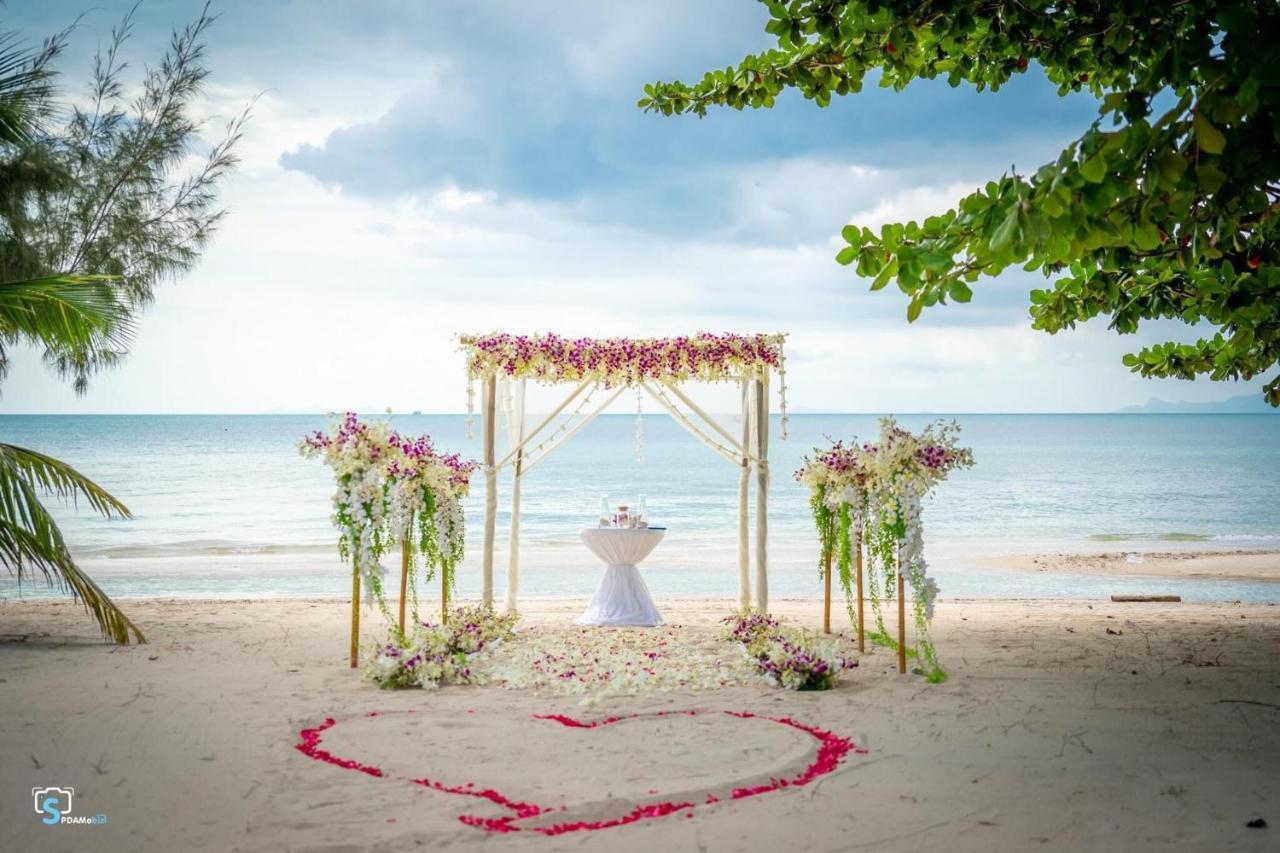 Am Samui Resort Taling Ngam Exterior photo
